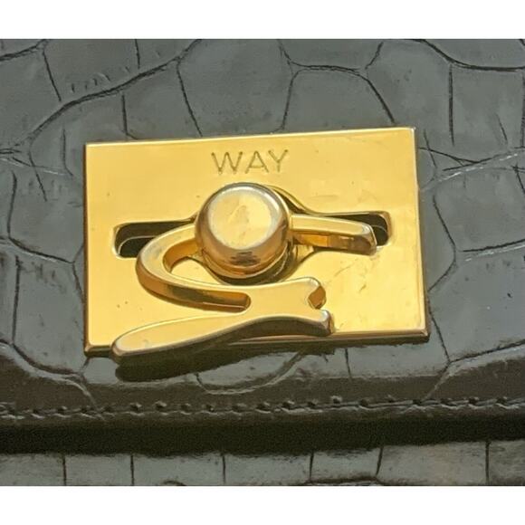 Genny Leather Shoulder Bag Black Croc Embossed Made in Italy Gold Hardware-Card - Picture 8 of 16